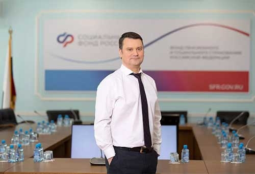 Сергей Чирков: Социальный фонд упростил выплату пособий и пенсий в России