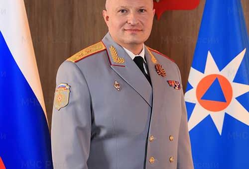 Поздравление главы МЧС России Александра Куренкова с Днем пожарной охраны России