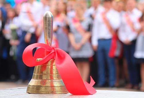 Россиян предупредили о взрывной активности мошенников перед 1 сентября