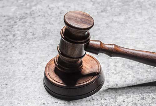 Суд взыскал с работодателя свыше 12 миллионов рублей в пользу родственников погибшего работника