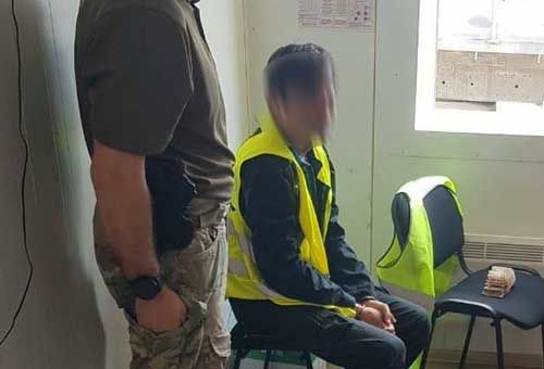 Руководитель компании из Свободненского района требовал с охранников взятку за молчание